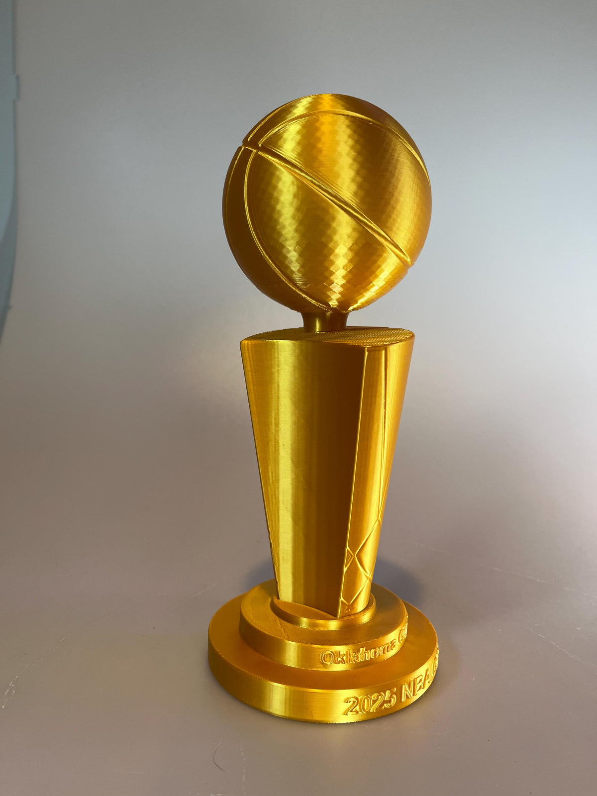 NBA Championship Memorabilia Trophy Replica CAVS OKC Knicks Spurs